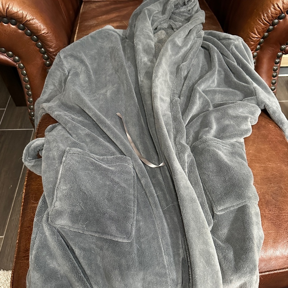 Men’s Grey Hooded Robe